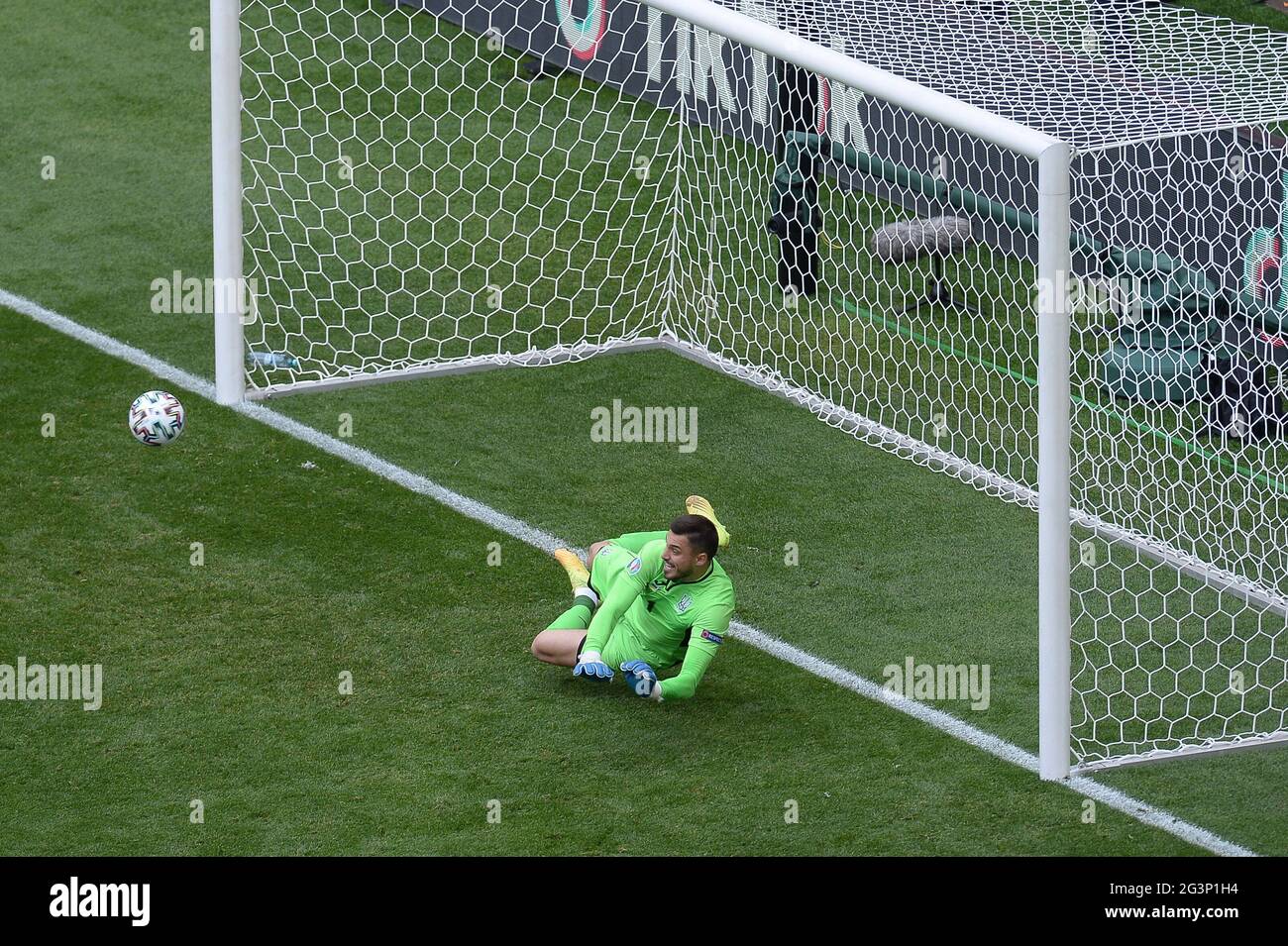 Ukraine goalkeeper hi-res stock photography and images - Alamy