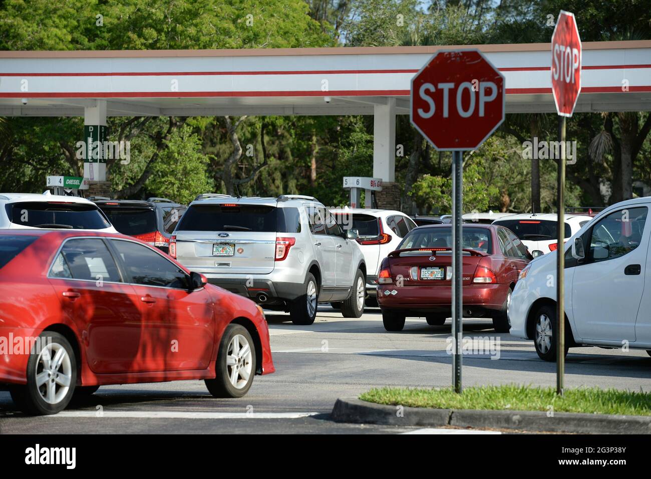 Miami - FL - 20210512 A general view as people wait in long lines at BJ's Gas Station after word spread about possible shortages due to a pipeline shut down to the east coast. Florida is not affected by the shut down as most of the fuel is received by ship at the port.  -PICTURED: Atmosphere Stock Photo