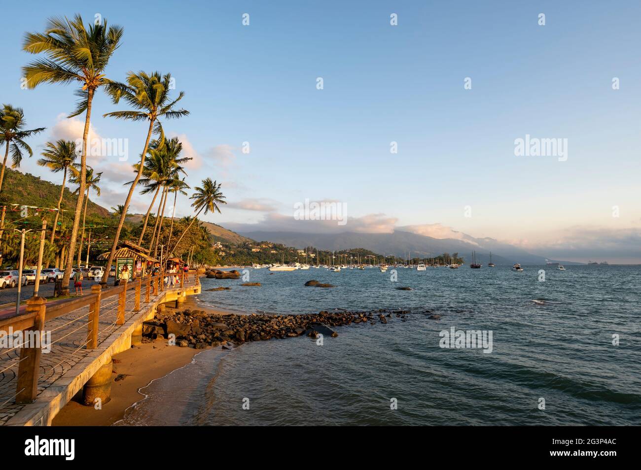 Summer beach hi-res stock photography and images - Alamy