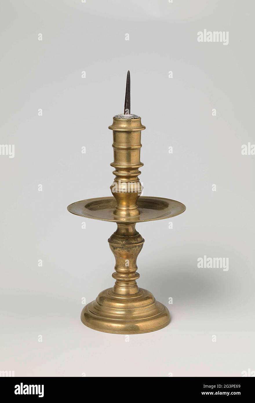 Parts of deals a candlestick