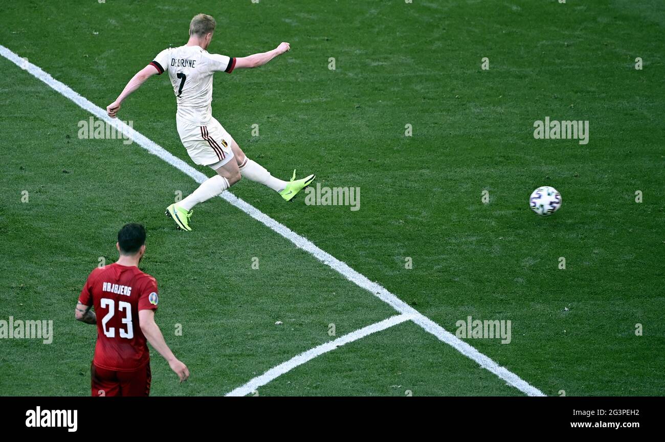 Belgium's Kevin De Bruyne scores the 12 goal during a second game of the group stage (group B