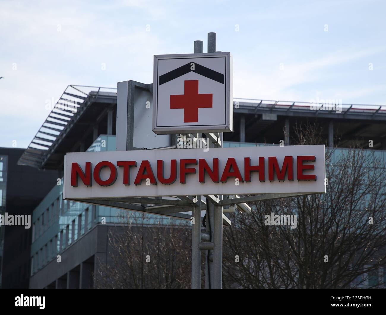 Information sign for the emergency room in Magdeburg hospital in Saxony-Anhalt Stock Photo