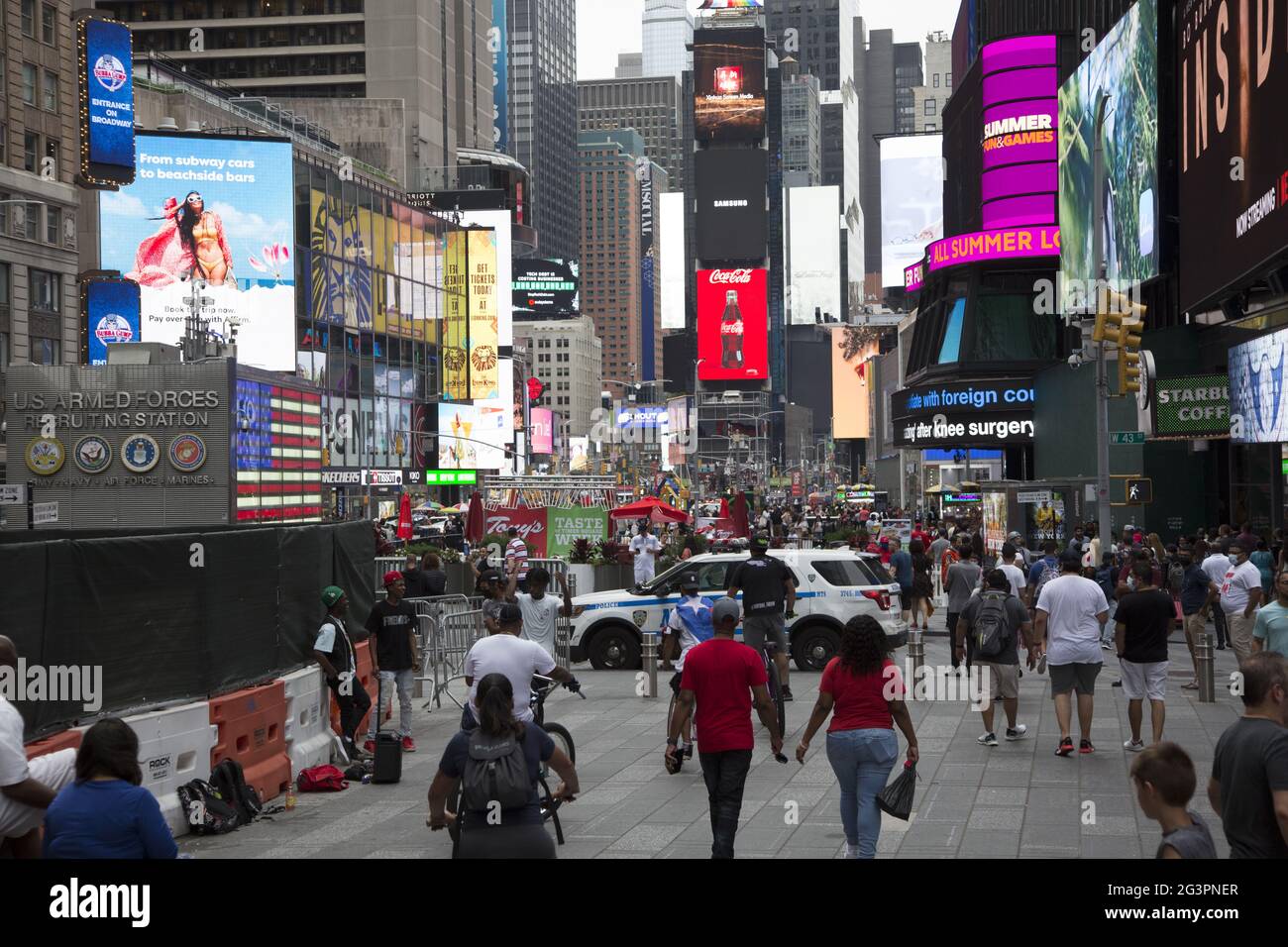 As New York City comes out of the Covid-19 pandemic Times Square and ...