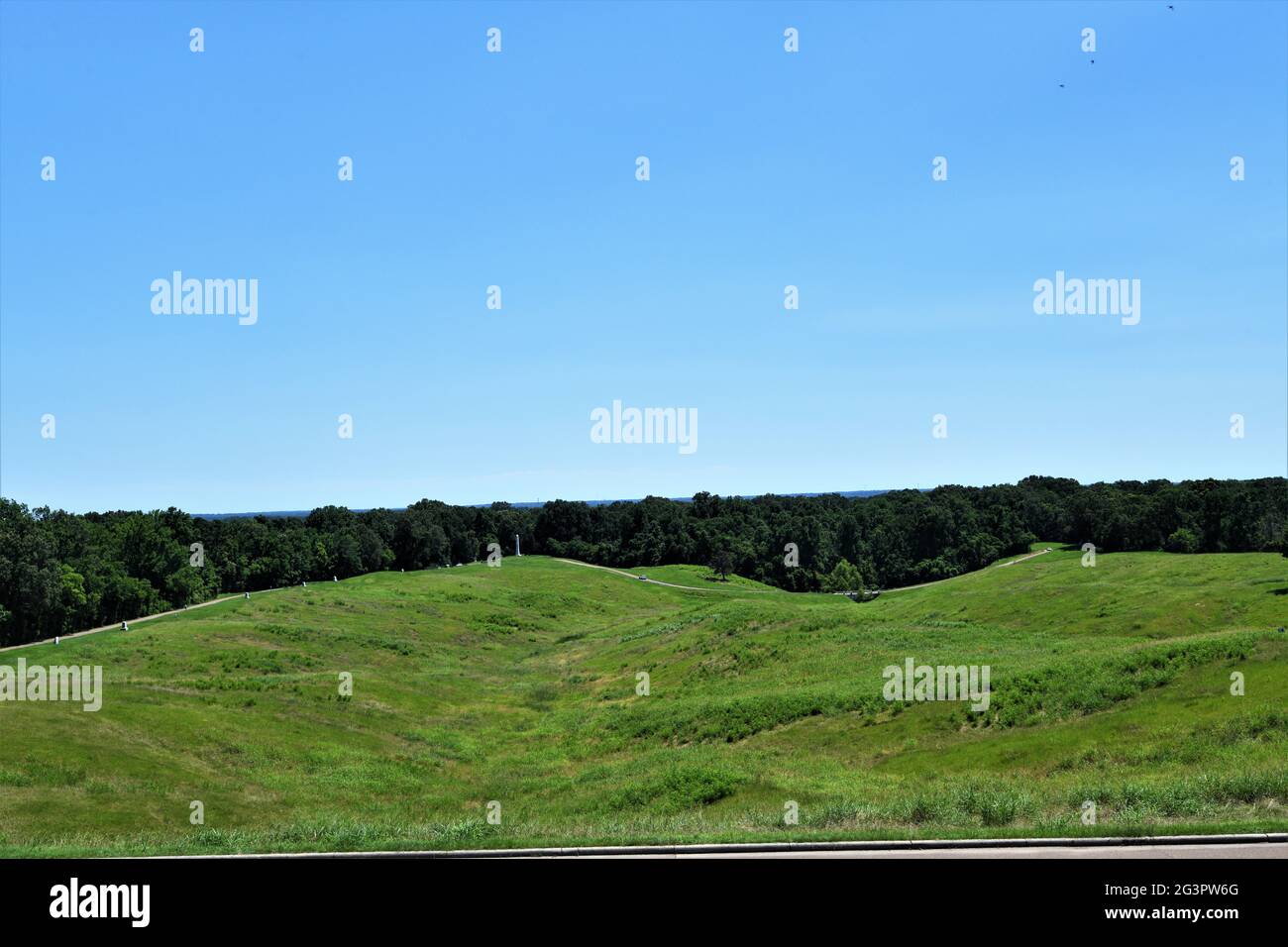 The Illinois Monument and the Shirley House overlooking the field of battle. Stock Photo