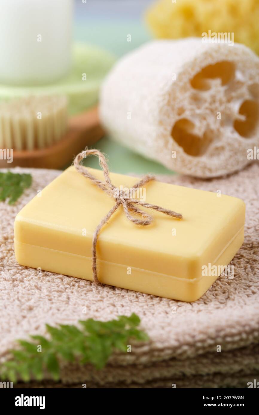Products made with palm oil hi-res stock photography and images - Alamy