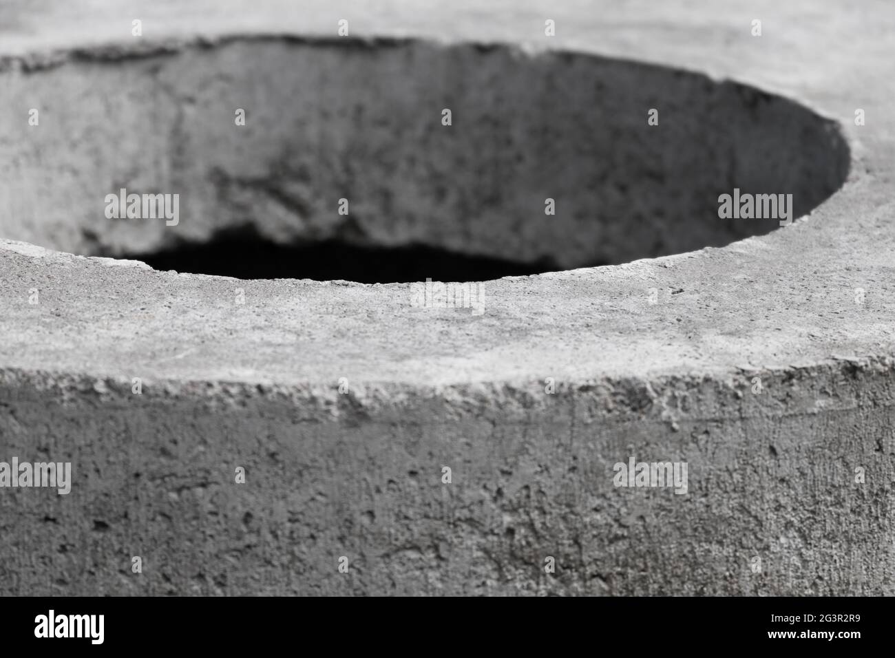 Concrete well ring hi-res stock photography and images - Alamy