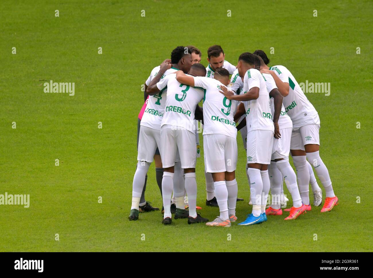 Soccer Football Brasileiro Championship America Mineiro V Santos Estadio Independencia Belo Horizonte Brazil July 3 21 America Mineiro S Ribamar In Action With Santos Kaiky Reuters Washington Alves Stock Photo Alamy Soccer Football Brasileiro Championship America Mineiro V Santos Estadio Independencia Belo Horizonte Brazil July 3 21 America Mineiro S Ribamar In Action With Santos Kaiky Reuters Washington Alves Stock Photo Alamy