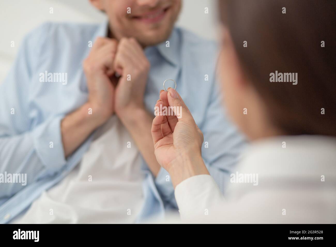 Marriage proposal funny hi-res stock photography and images - Alamy