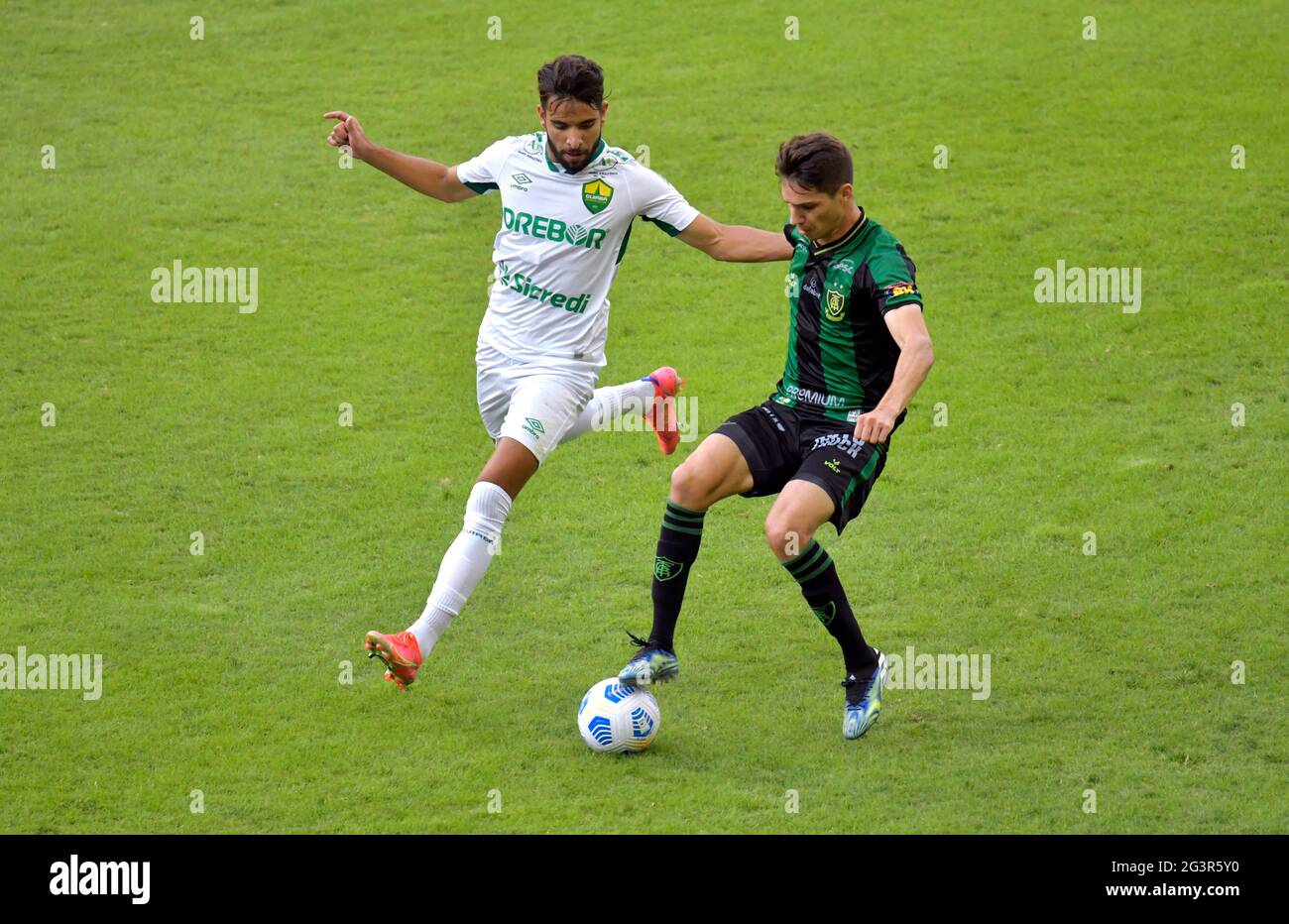 Soccer Football Brasileiro Championship America Mineiro V Cuiaba Estadio Independencia Belo Horizonte Brazil June 17 21 America Mineiro S Ale In Action With Cuiaba S Pepe Reuters Washington Alves Stock Photo Alamy Soccer Football Brasileiro Championship America Mineiro V Cuiaba Estadio Independencia Belo Horizonte Brazil June 17 21 America Mineiro S Ale In Action With Cuiaba S Pepe Reuters Washington Alves Stock Photo Alamy