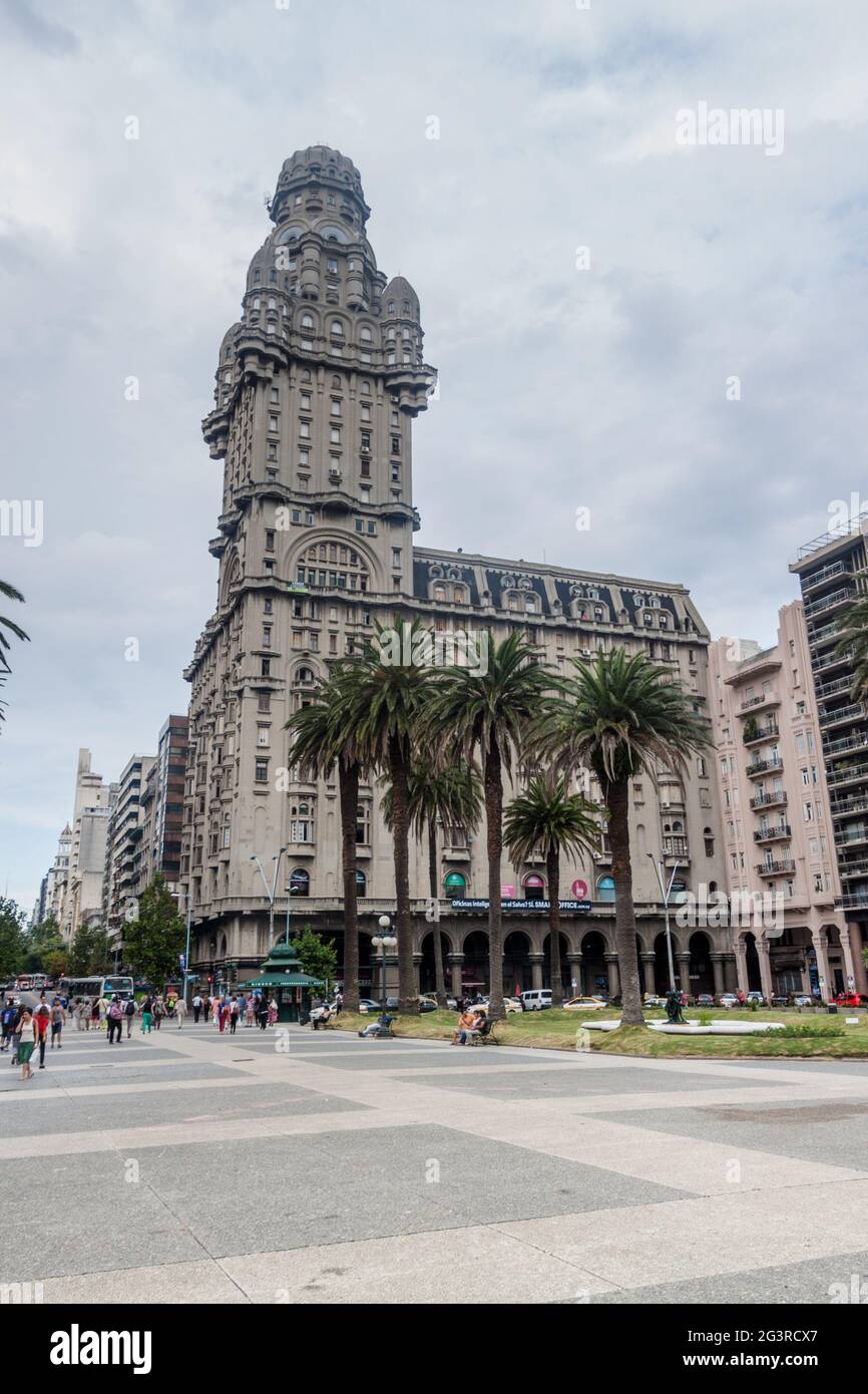 MONTEVIDEO, URUGUAY - FEB 18, 2015: View of Palacio Salvo building at Plaza Independecia square in the center of Montevideo. Stock Photo