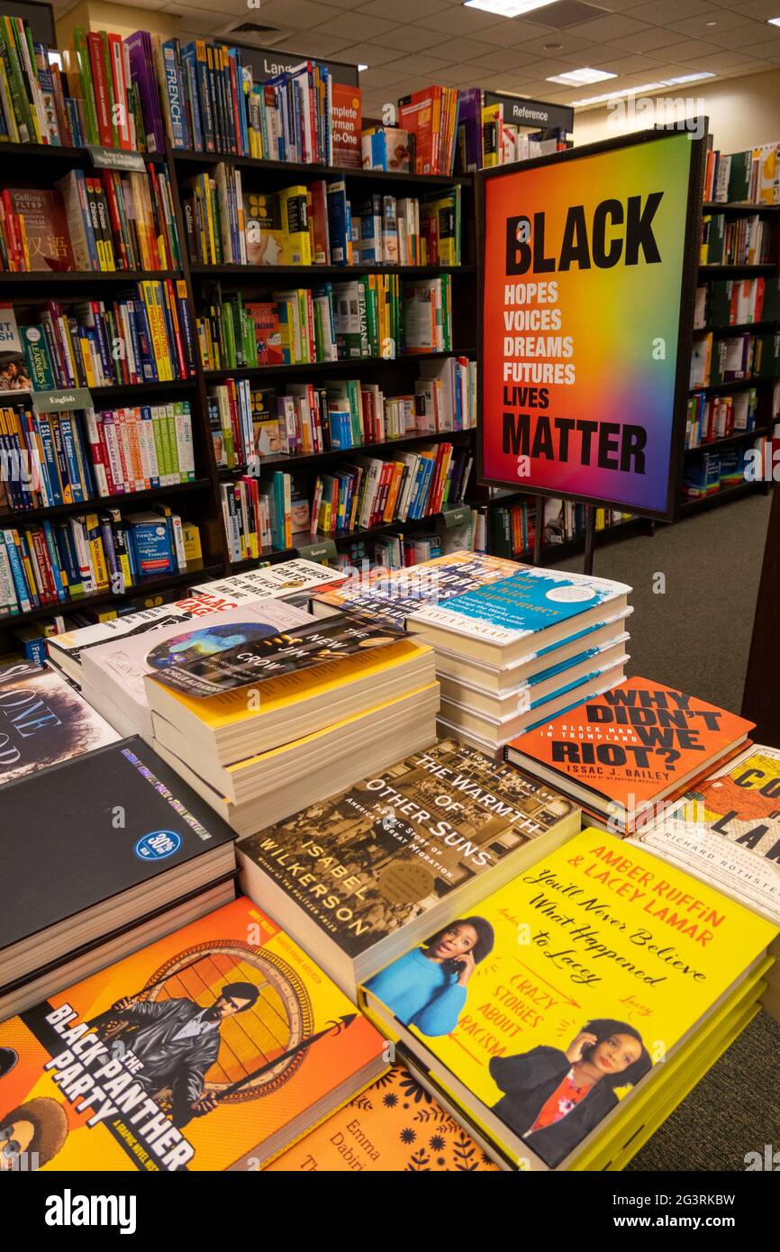 Book covers colors hi-res stock photography and images - Alamy
