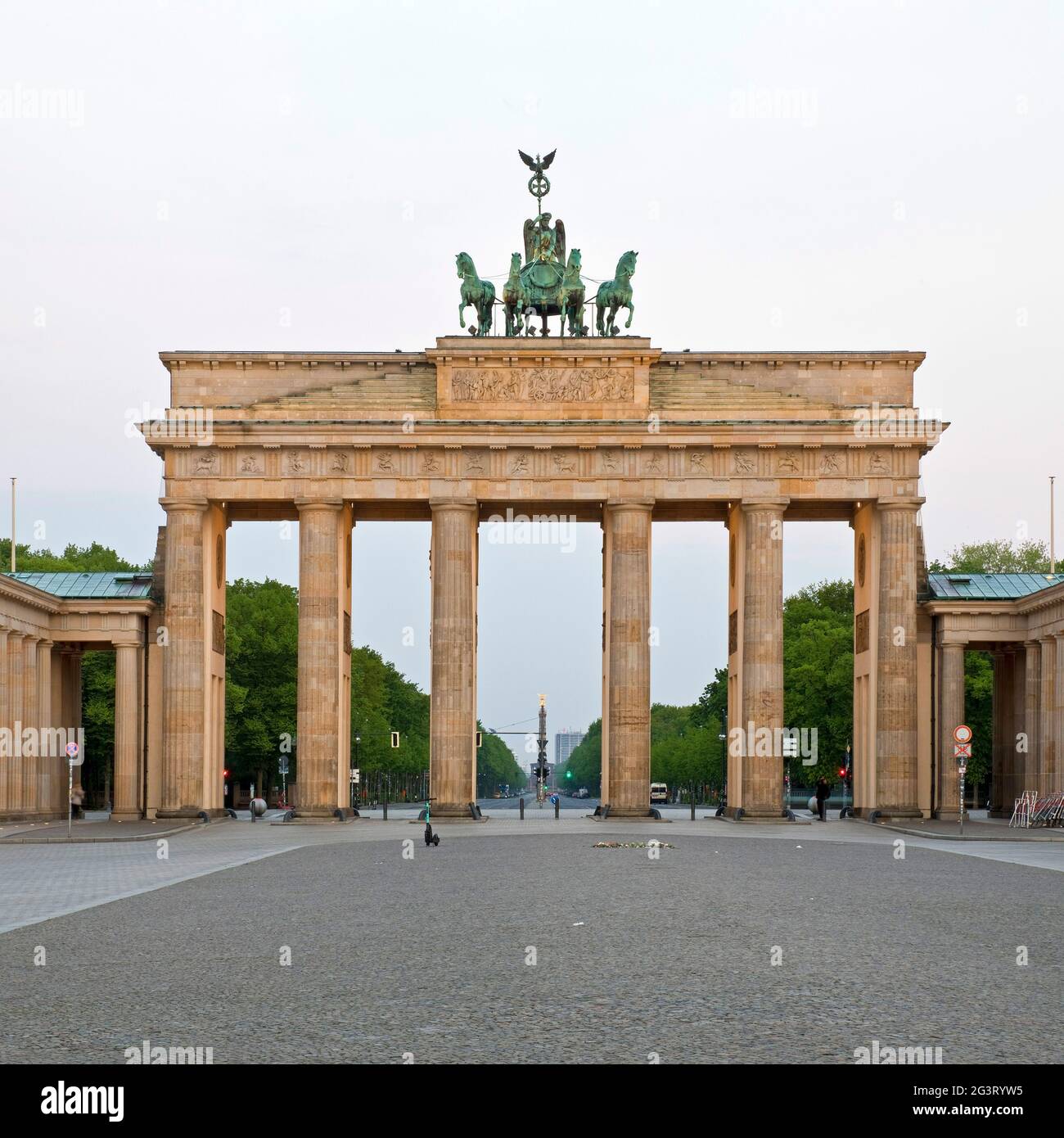 Brandenburger Tor with deserted Pariser Platz (Paris Square) early in the morning, Germany, Berlin Stock Photo