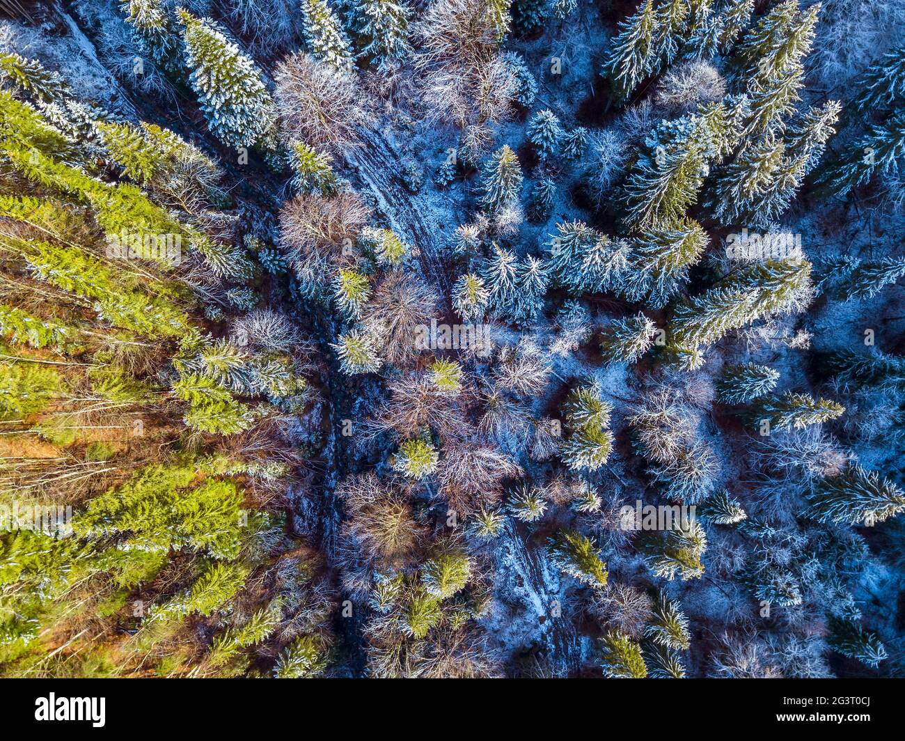 Overhead mountains snow aerial hi-res stock photography and images - Alamy