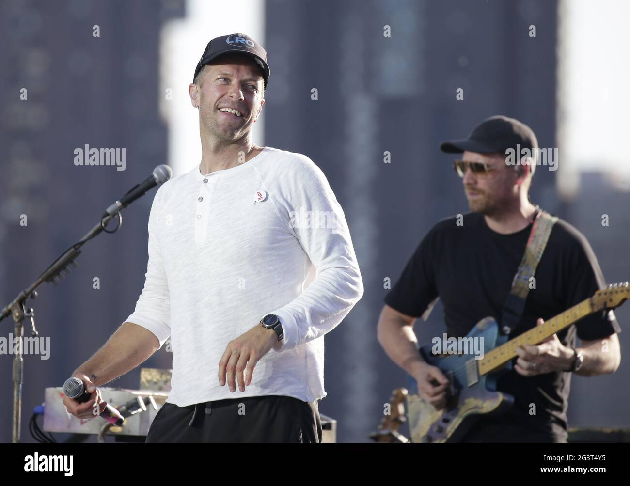Long Island City, United States. 17th June, 2021. Chris Martin and Coldplay perform during a sound check before they tape a free concert for Macy's Fourth of July special in New York City on Thursday, June 17, 2021. Photo by John Angelillo/UPI Credit: UPI/Alamy Live News Stock Photo