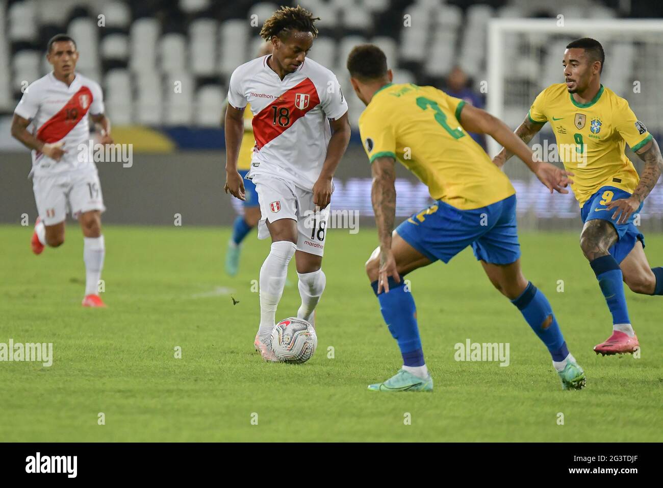 Rio de Janeiro, Brazil. June 17th 2021; Copa America, Brazil versus Peru; Gabriel Jesus of Brasil is taken on by André Carrillo of Peru Credit: Action Plus Sports Images/Alamy Live News Stock Photo