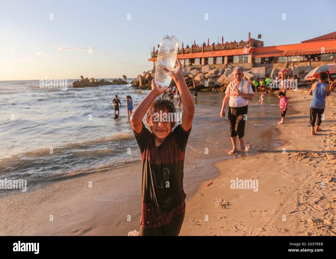 Palestinian wash hires stock photography and images Alamy