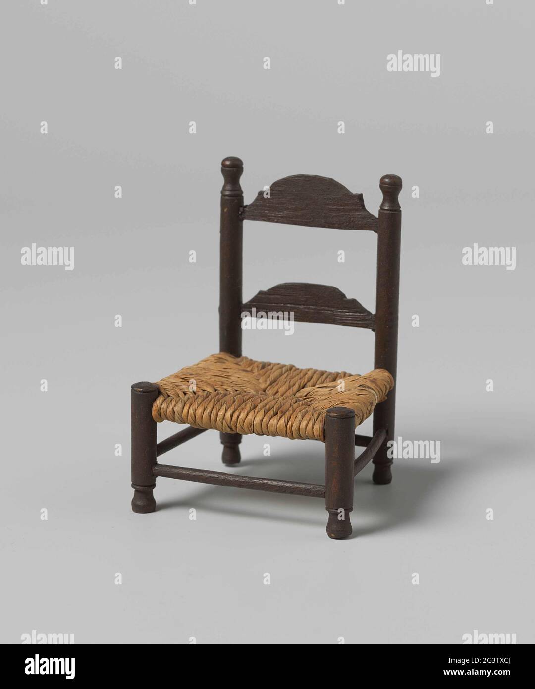 Button chair, the backrest with two cross rules, the seat of braided