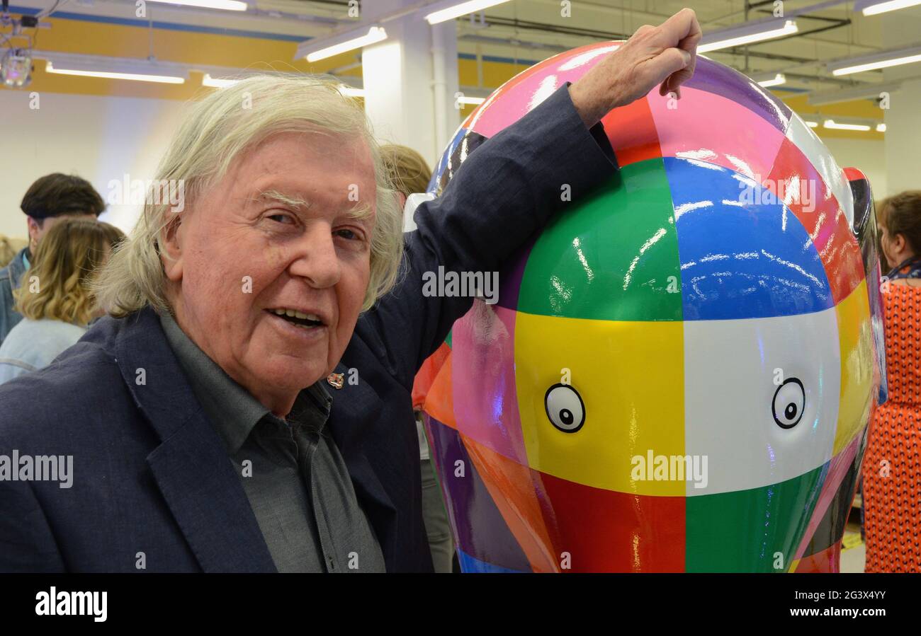 David mckee elmer hires stock photography and images Alamy