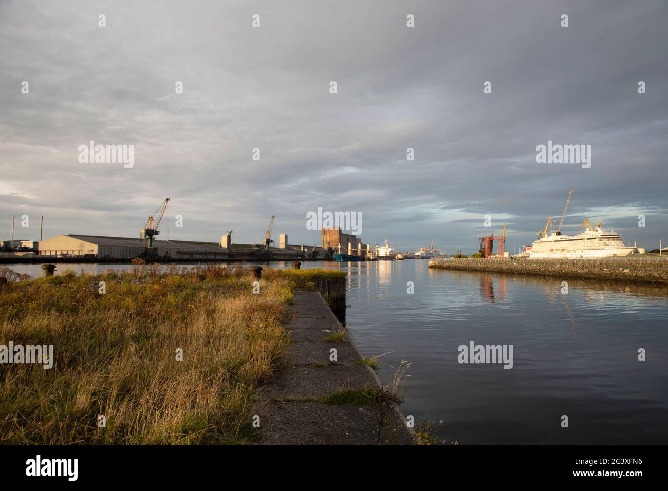 Belfast Harbour, sunset wide lens, ferry Stock Photo