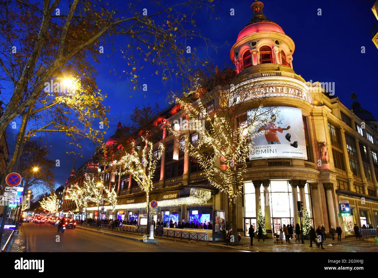 Paris (France): night view of the Printemps department store, Boulevard Haussmann, in the 9th arrondissement (district) Stock Photo