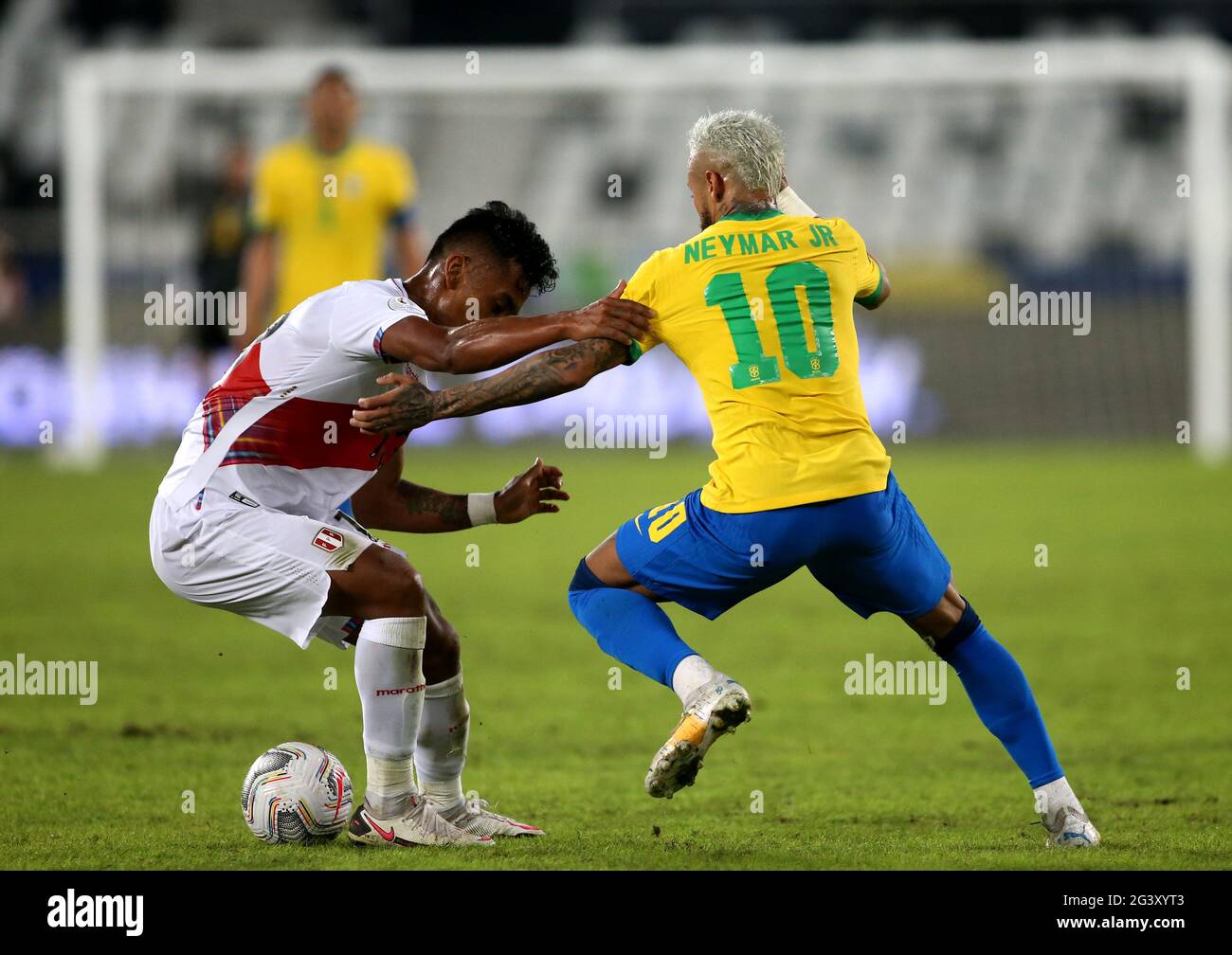 RIO DE JANEIRO, BRAZIL - JUNE 17: : Neymar of Brazil competes for the ball with Renato Tapia of Peru ,during the match between Brazil and Peru as part of Conmebol Copa America Brazil 2021 at Estadio Olímpico Nilton Santos on June 17, 2021 in Rio de Janeiro, Brazil. (Photo by MB Media) Stock Photo