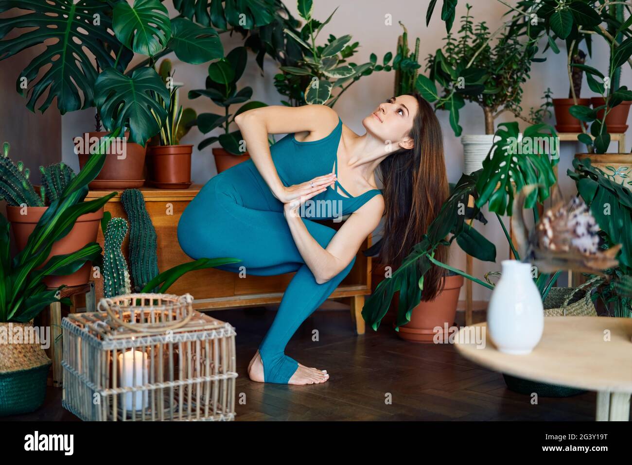 Yoga prayer pose hires stock photography and images Alamy