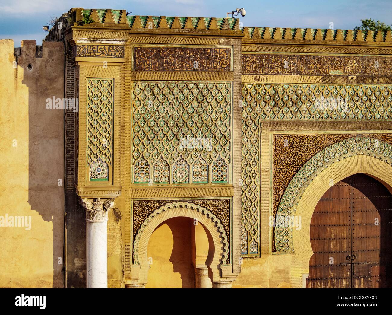 Bab Mansur or Bab Mansour, gate of the Old Medina, detailed view, Meknes, Fez-Meknes Region, Morocco Stock Photo