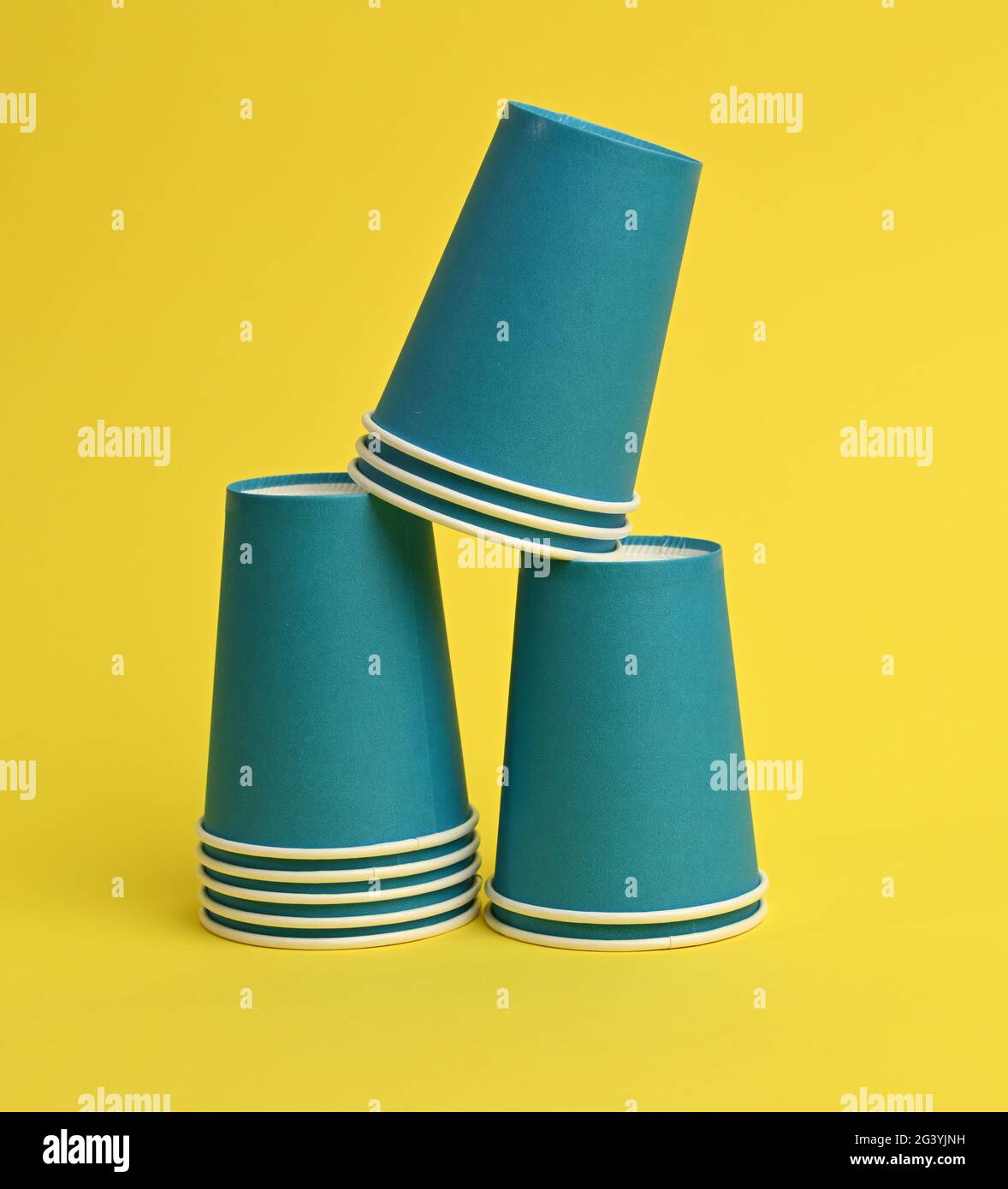 Cutlery on blue paper hi-res stock photography and images - Alamy