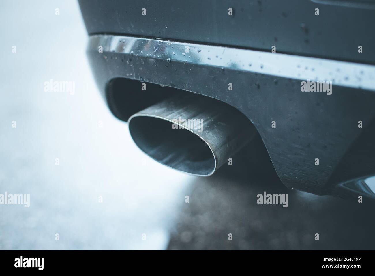 Powerful car with exhaust pipe, pollution and fine dust Stock Photo Alamy