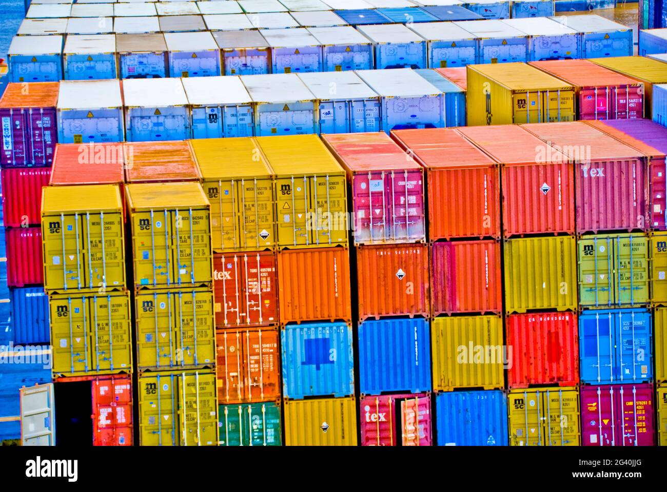 Shipping containers port buenos aires hires stock photography and