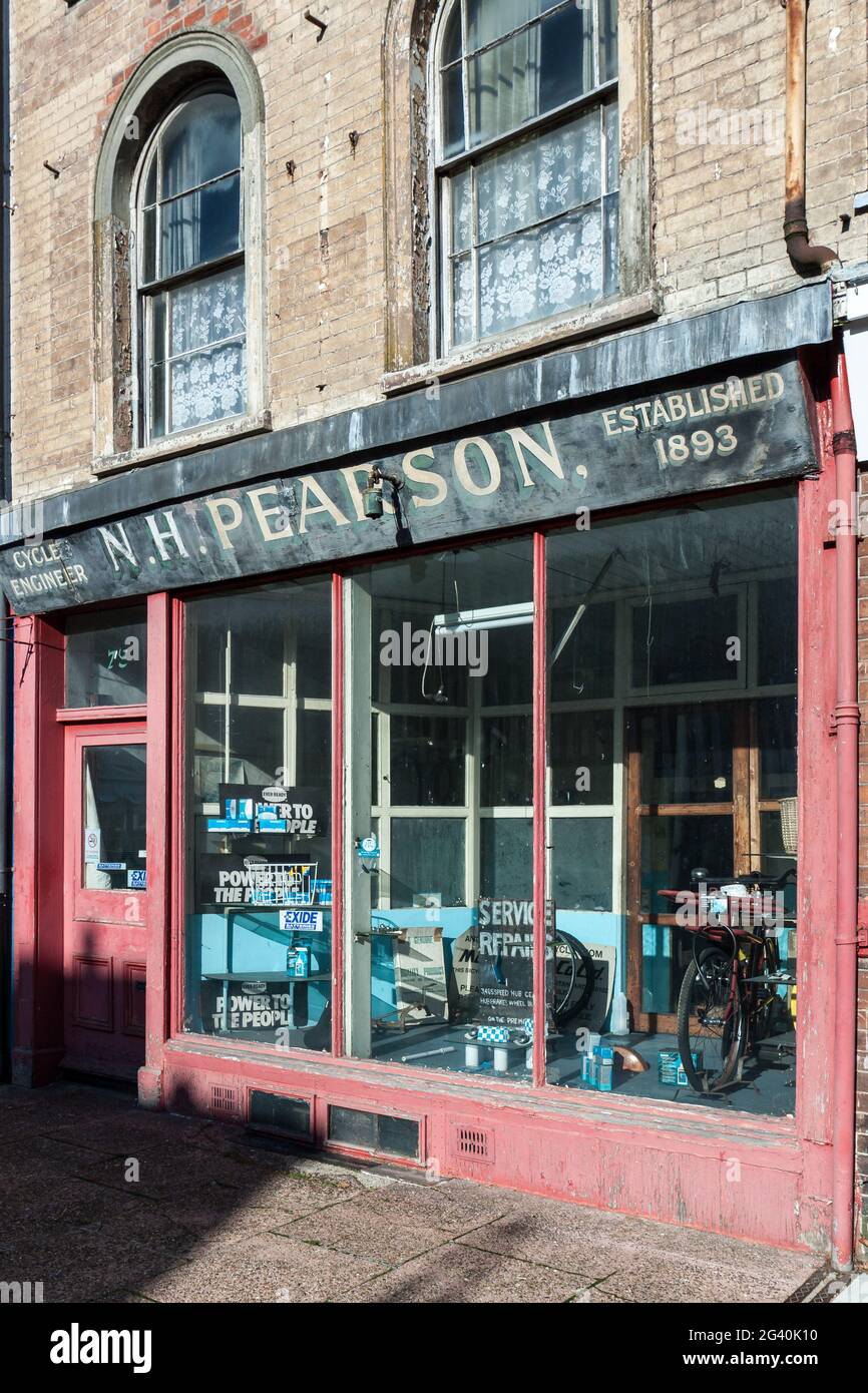 East grinstead cycle hires stock photography and images Alamy