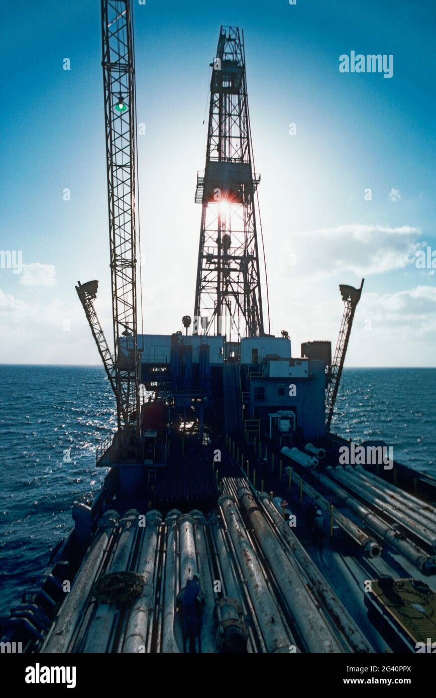 Oil Drilling Ship, Arabian Gulf. 378 UAE Stock Photo Alamy
