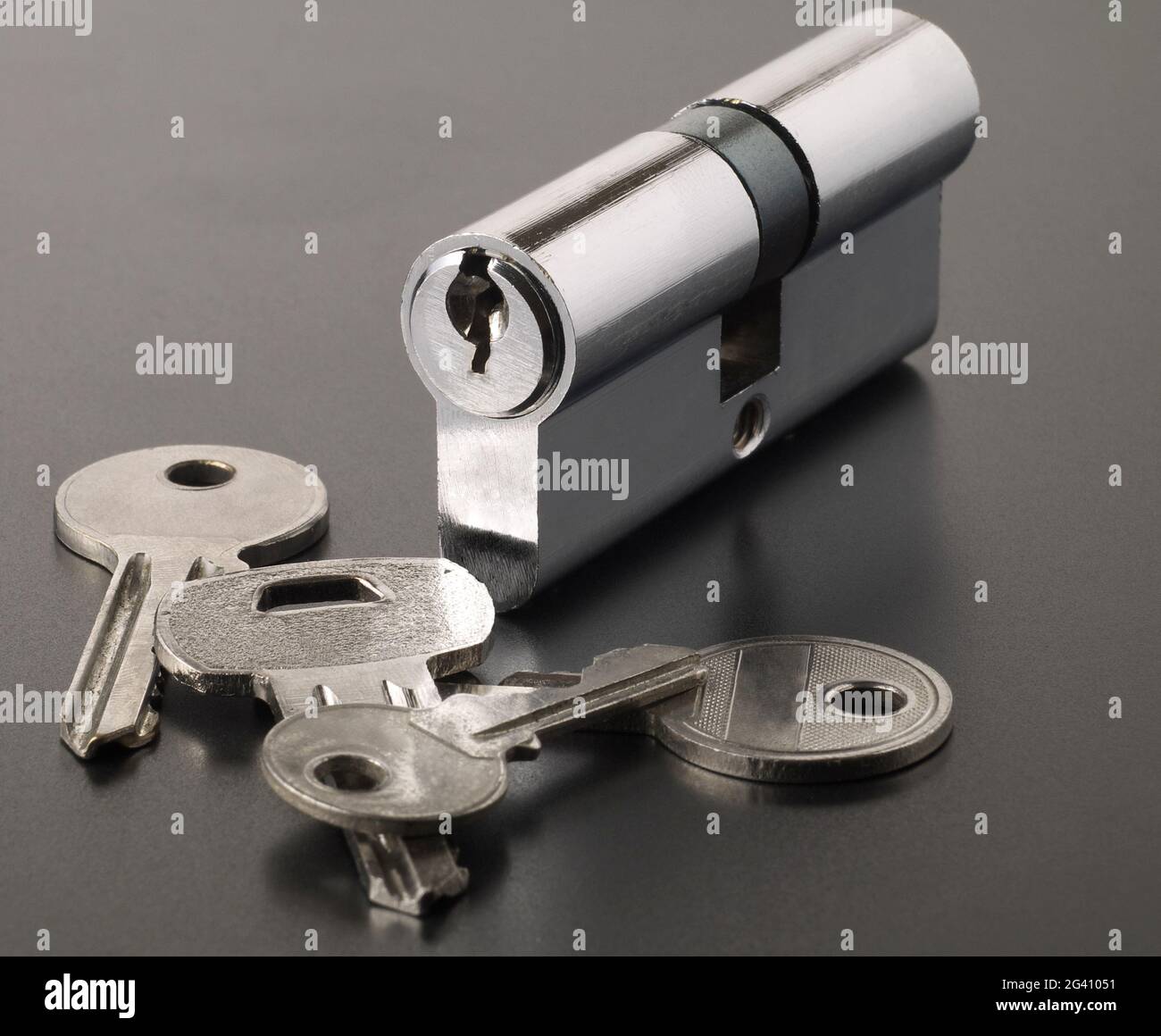 Pin tumbler of cylinder lock internal mechanism and set of assorted wrong keys Stock Photo Alamy