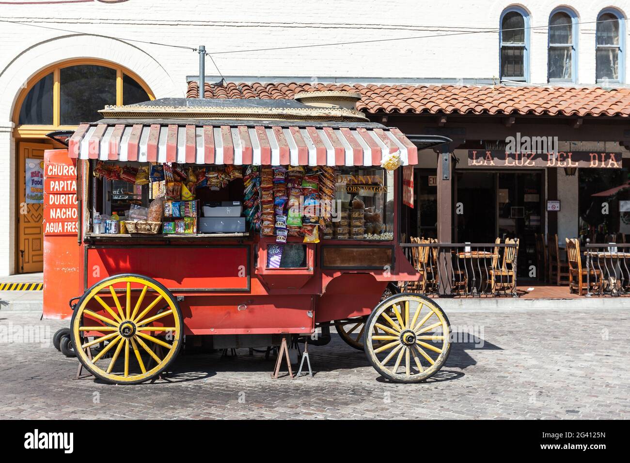 Mexican wagon wheels hi-res stock photography and images - Alamy