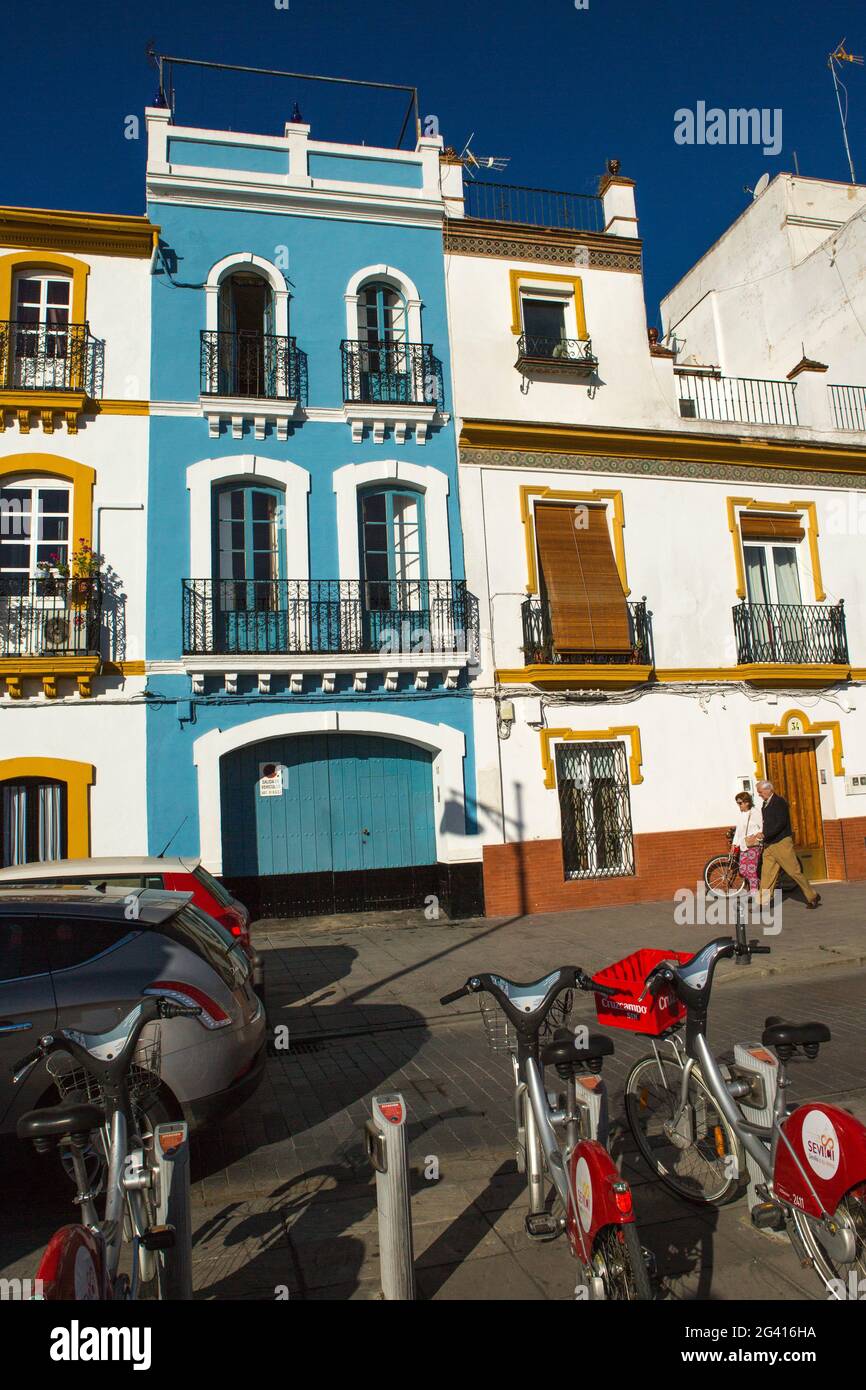 Seville triana house hi-res stock photography and images - Alamy