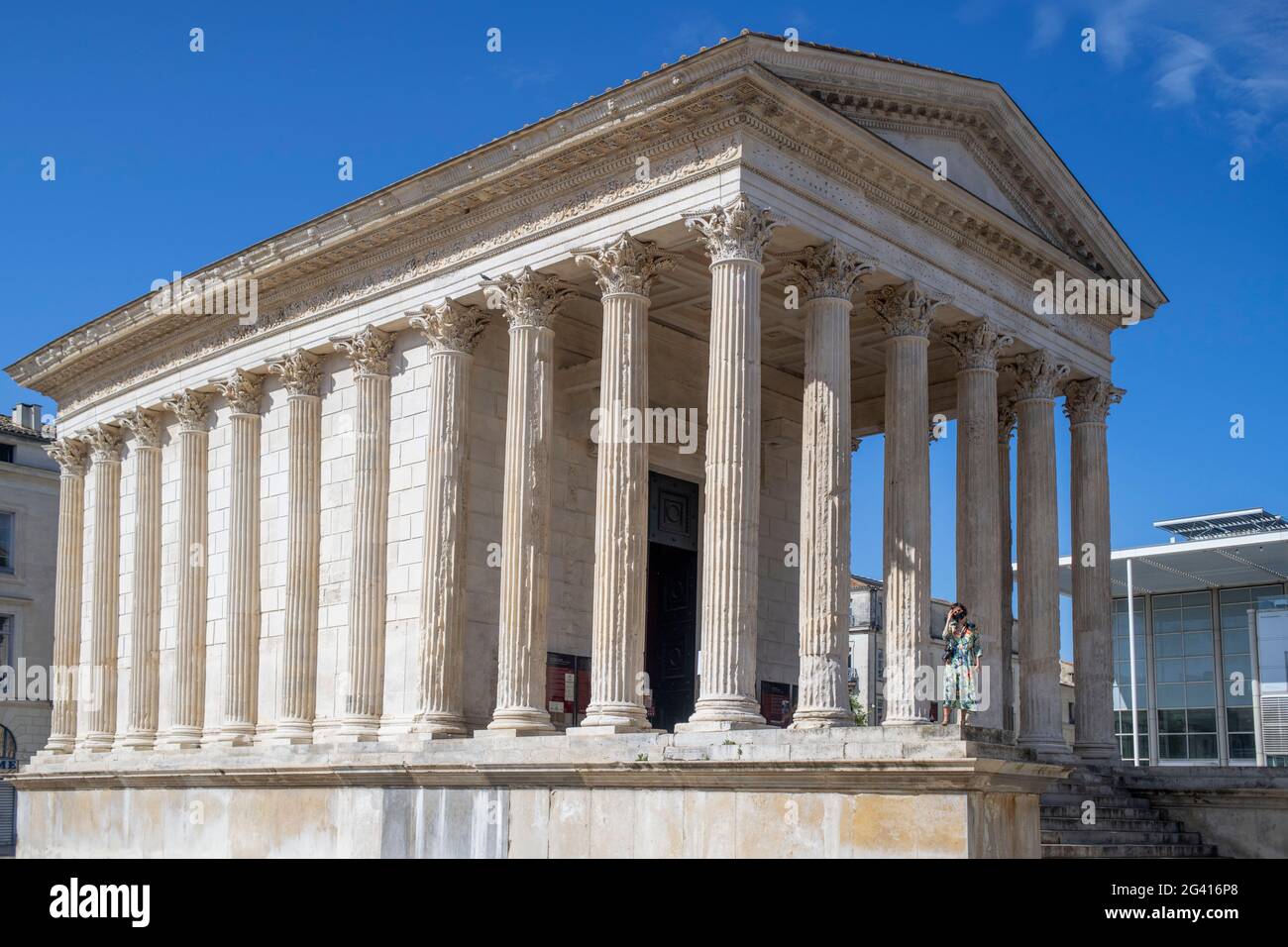 Maison Carree A Ancient Roman Temple Built Around 4 7 Ad And Dedicated To Julius Caesar The Best Preserved Example Of A Roman Temple Nimes France Stock Photo Alamy