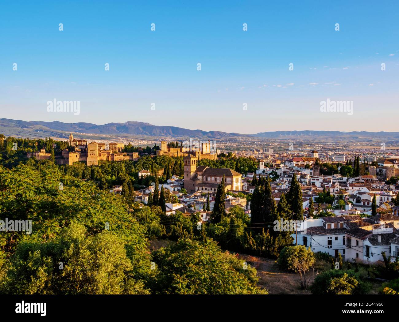 Granada sunset skyline hi-res stock photography and images - Alamy