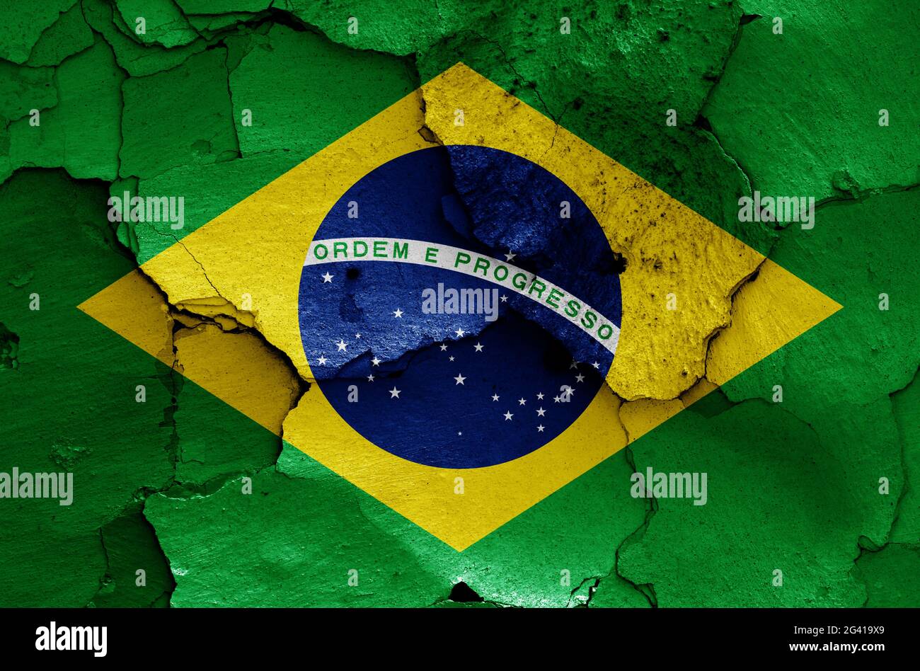 flag of Brazil painted on cracked wall Stock Photo - Alamy
