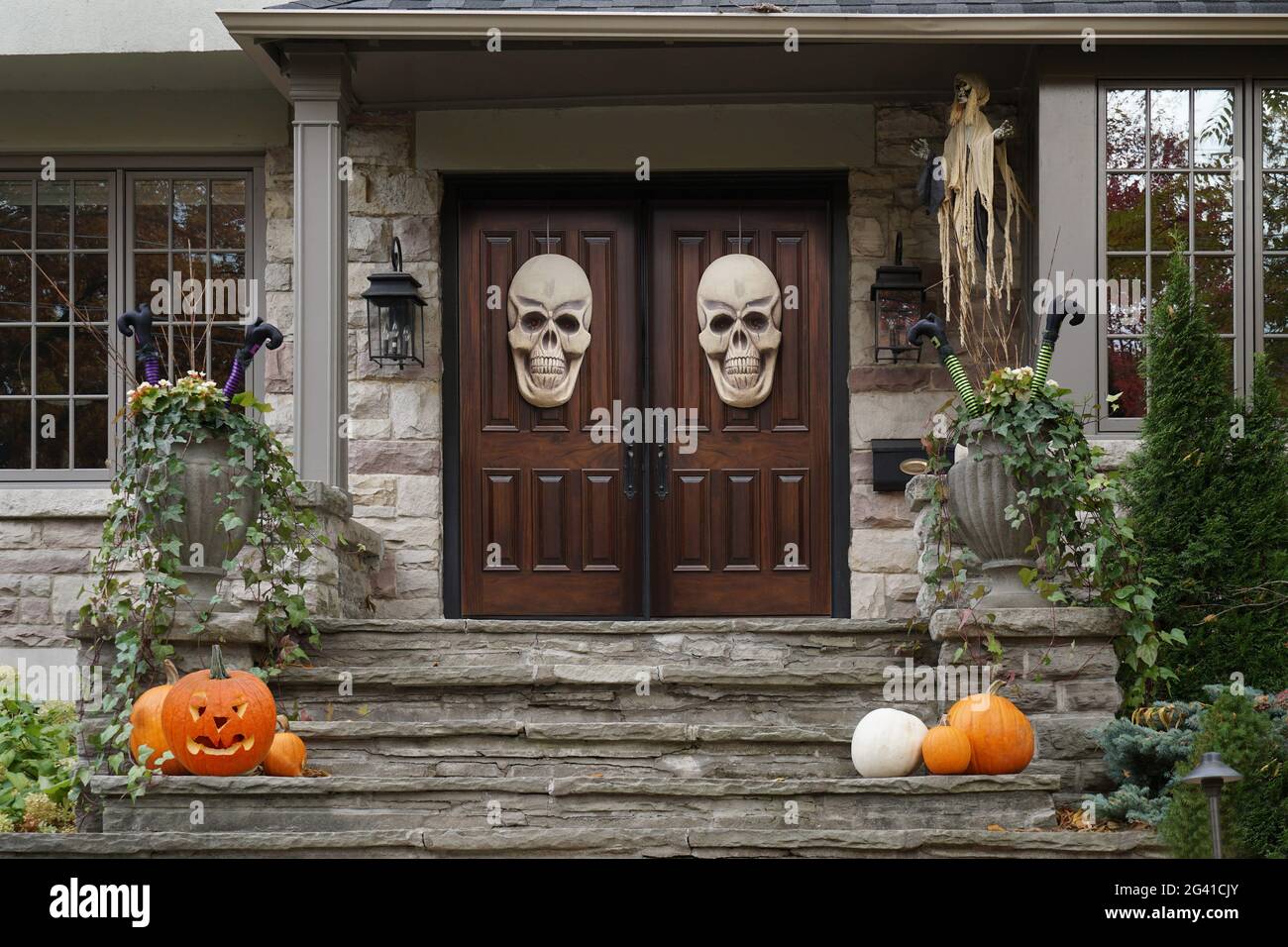 Scary front door hires stock photography and images Alamy