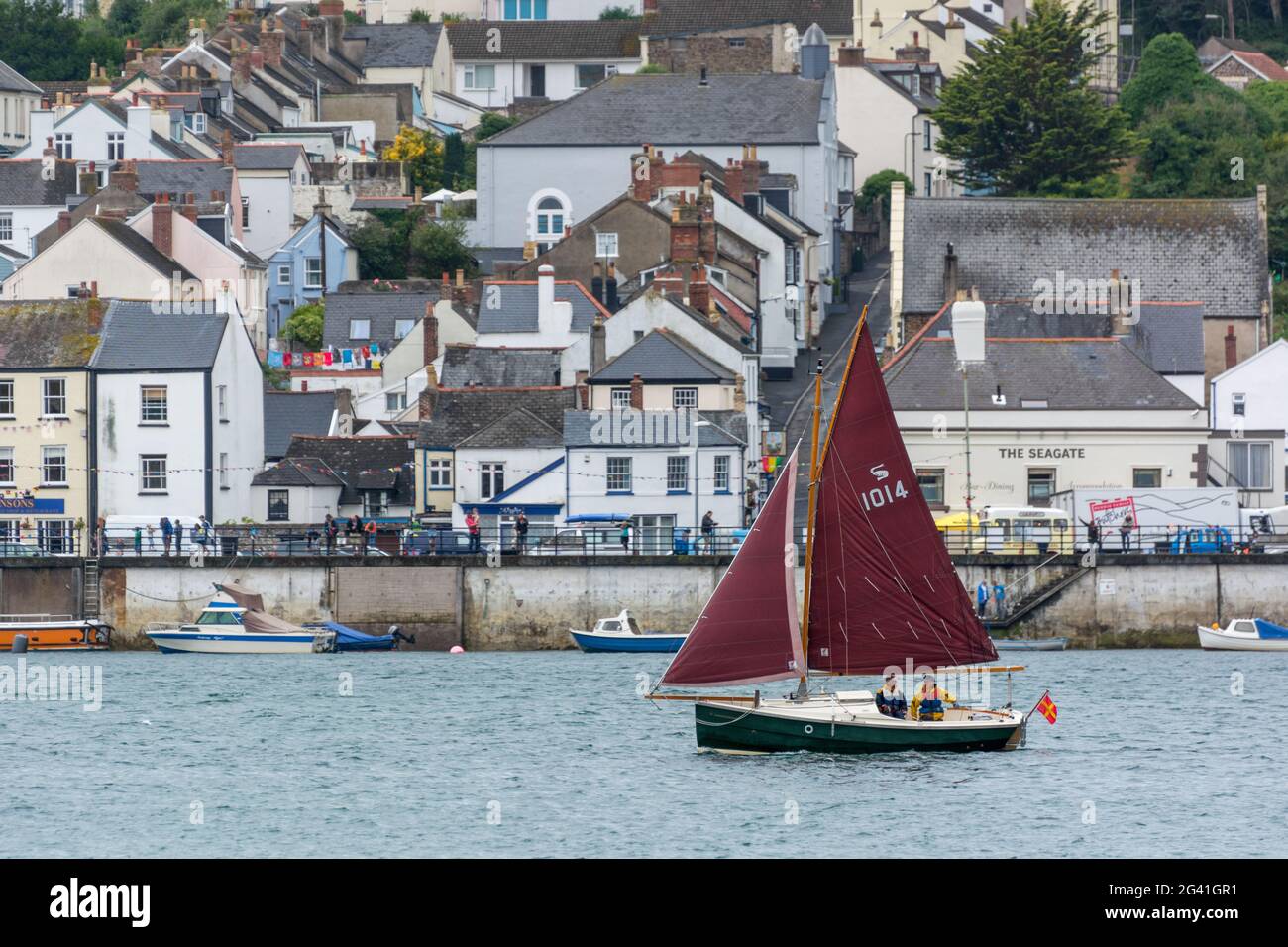 APPLEDORE, DEVON/UK - AUGUST 14 : Sailing in the Torridge and Taw Estuary in  Devon on August 14,  2013. Unidentified people. Stock Photo
