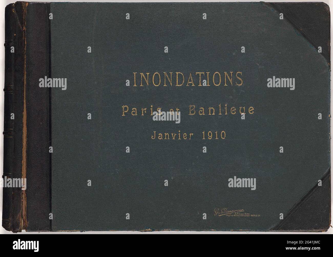 Photo Album Flooding Paris And Suburbs 1910 Ingettations Paris Et Banlieue Janvier 1910 Album With Dark Green Cover With Golden Inscription At The Bottom Right The Name And Address Of The Photographer
