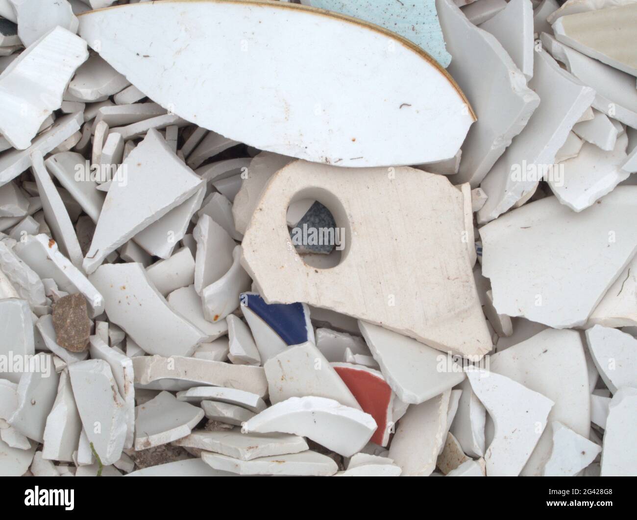 Broken Pottery High Resolution Stock Photography and Images Alamy
