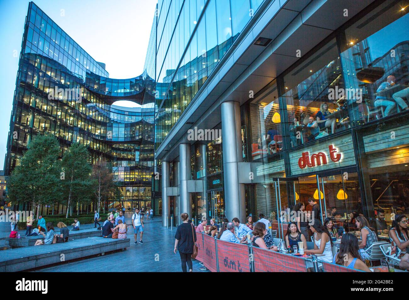 Kingdom shopping center hi-res stock photography and images - Alamy
