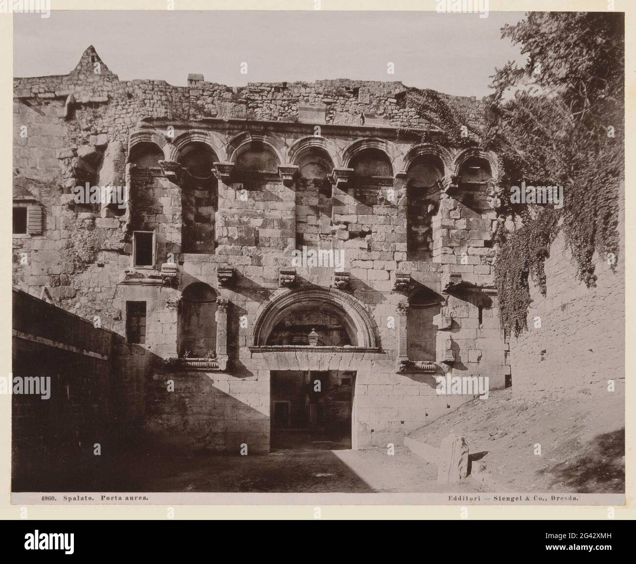 Aurea Gate High Resolution Stock Photography And Images Alamy