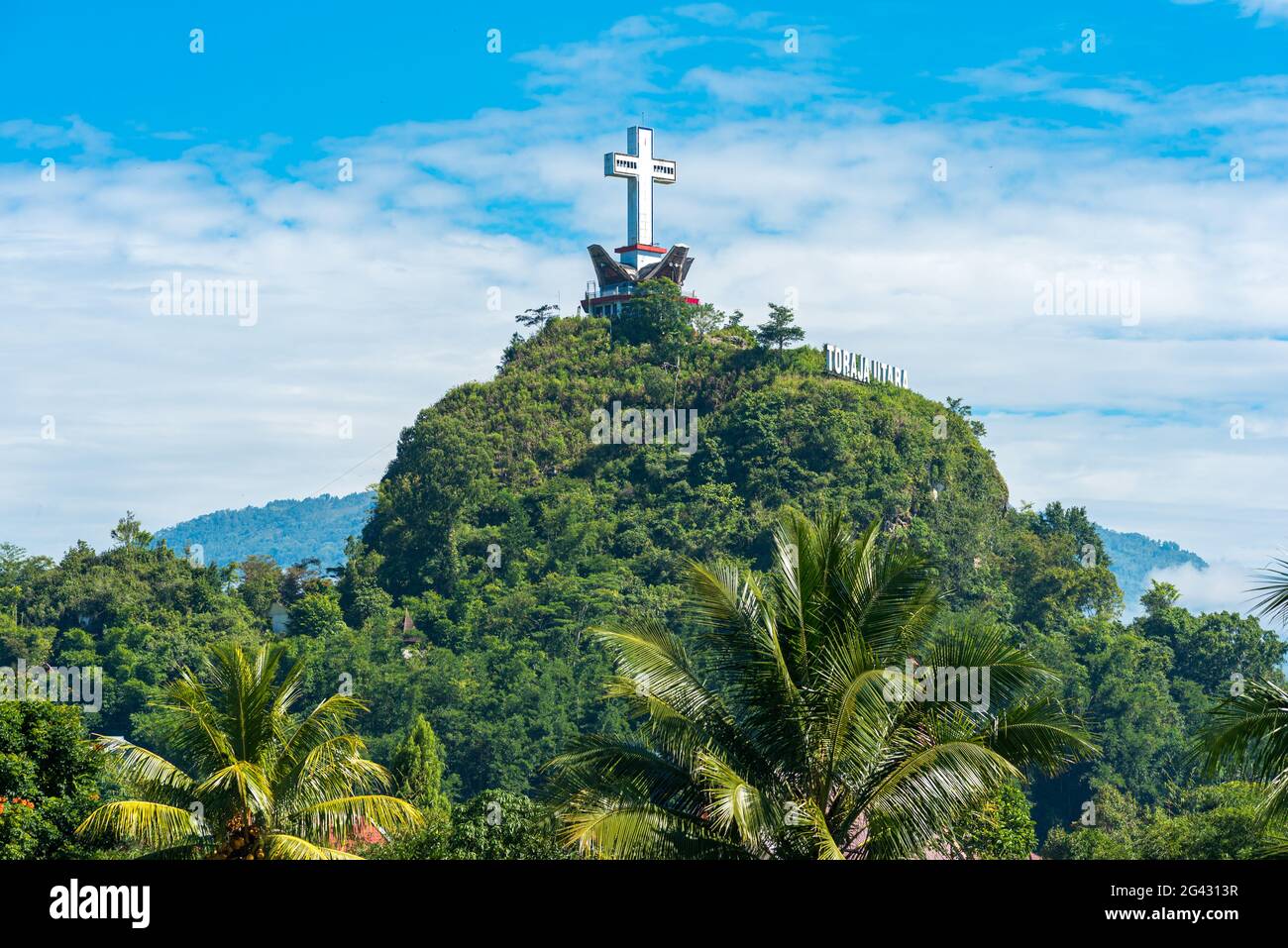 Cross Monument on the Buntu Singki is a tourist attraction in Rantepao Stock Photo