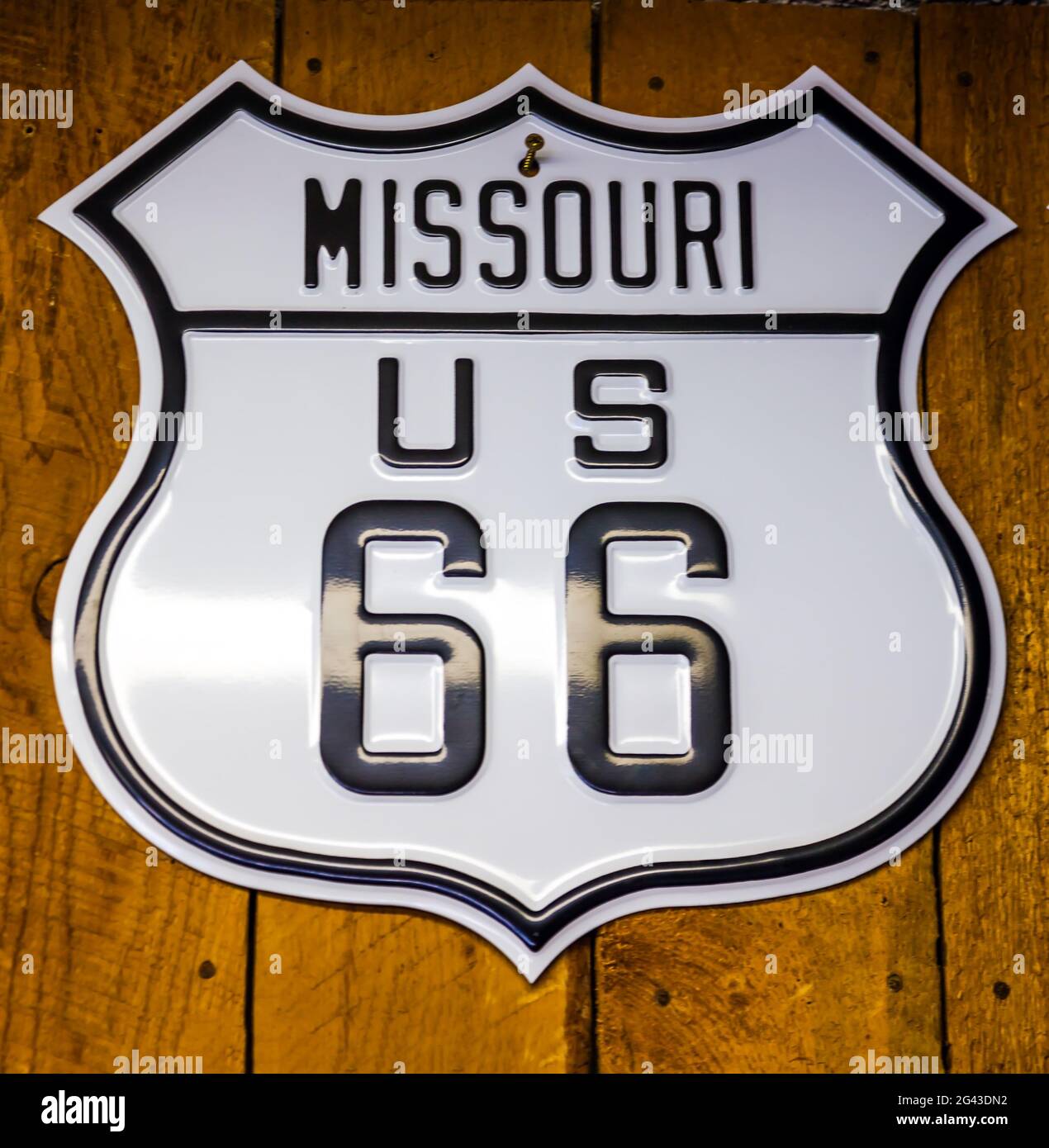 The road sign MISSOURI US 66 Stock Photo Alamy