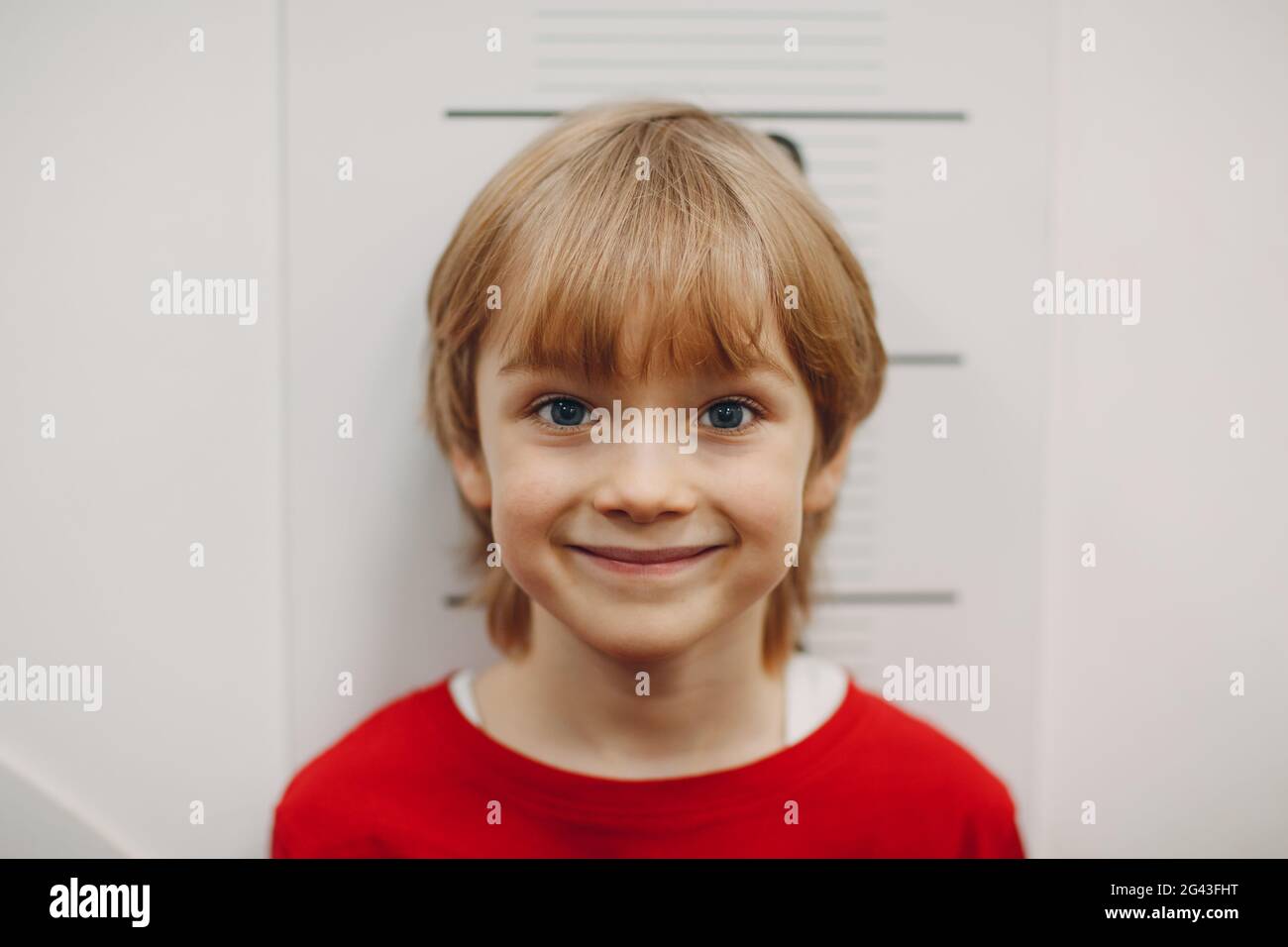 Ruler measure kid hires stock photography and images Alamy