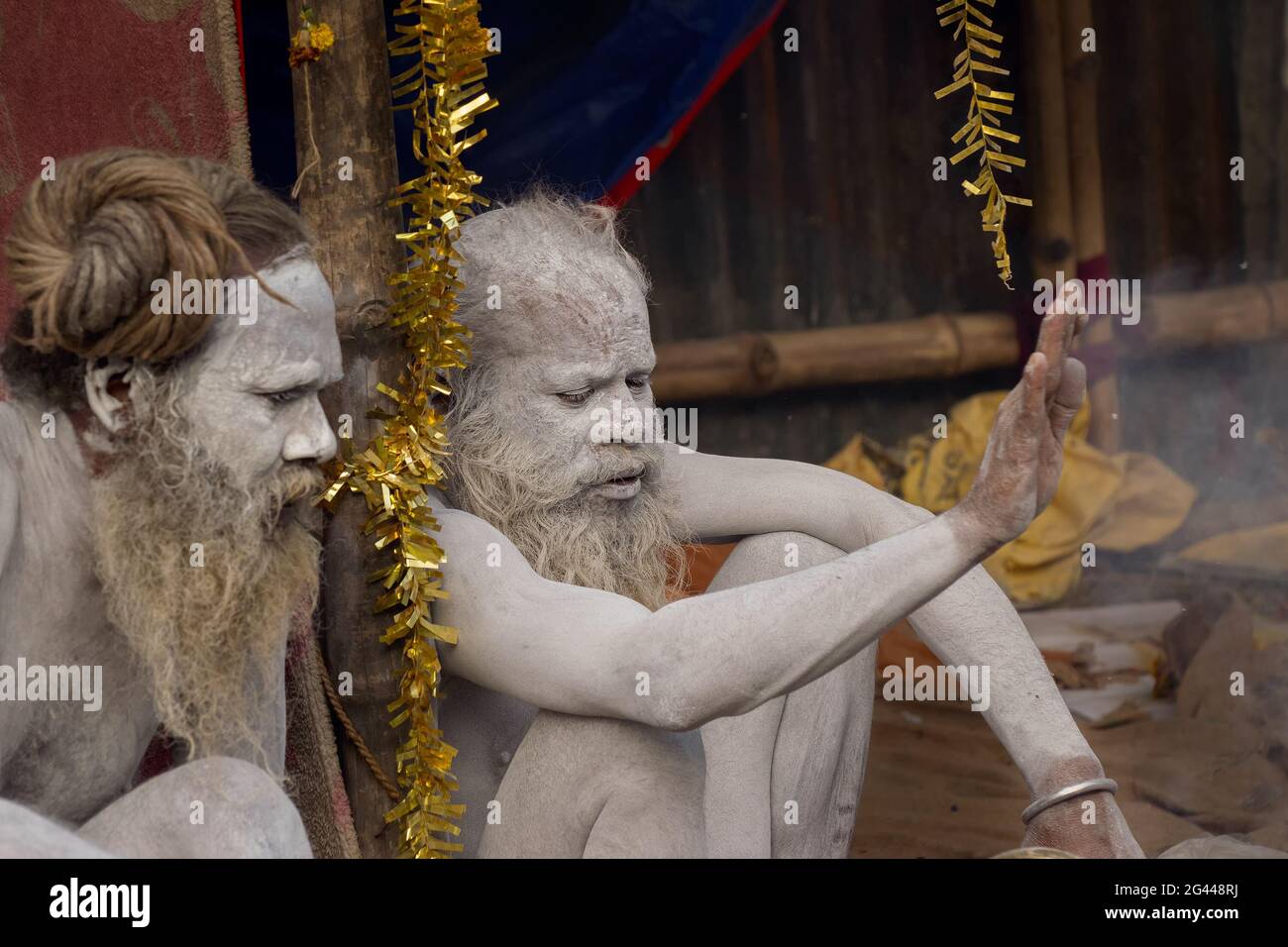 [Image: babughat-kolkata-west-bengal-india-11th-...G448RJ.jpg]