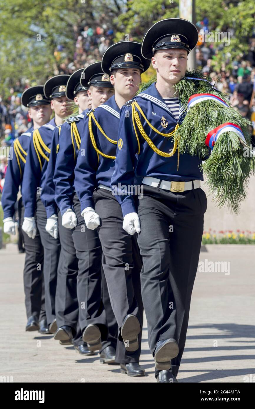 Russia, Nakhodka, 05/09/2017. Young military sailors in parade uniform march on parade on annual Victory Day on May 9. Holiday i Stock Photo