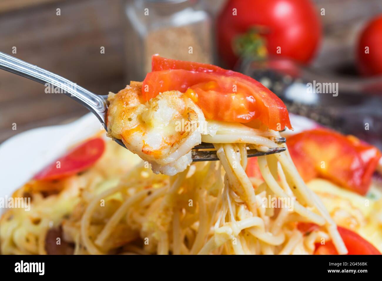 Seafood pasta, shrimp Stock Photo - Alamy